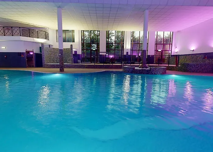 Village Hotel Leeds North